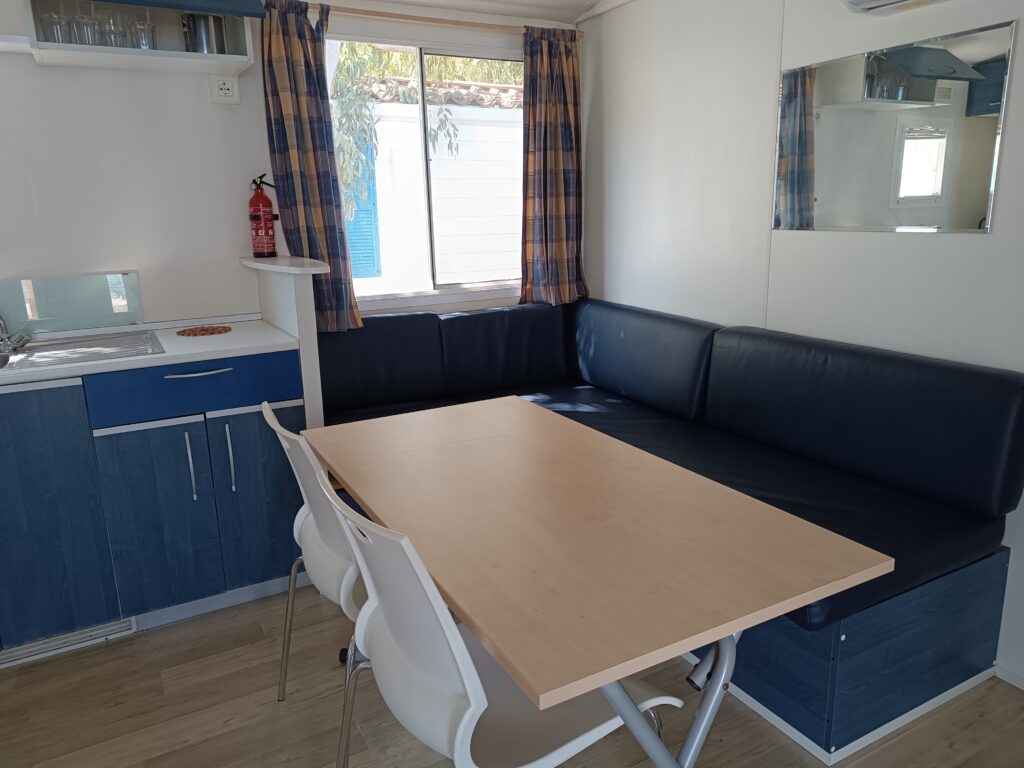 1713065226079_1713065214704